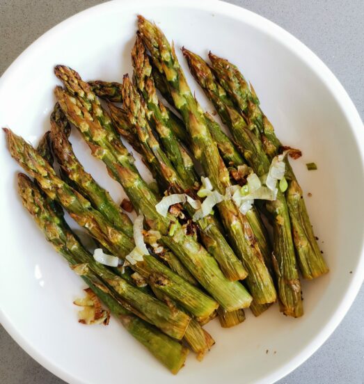 Espárragos asados
